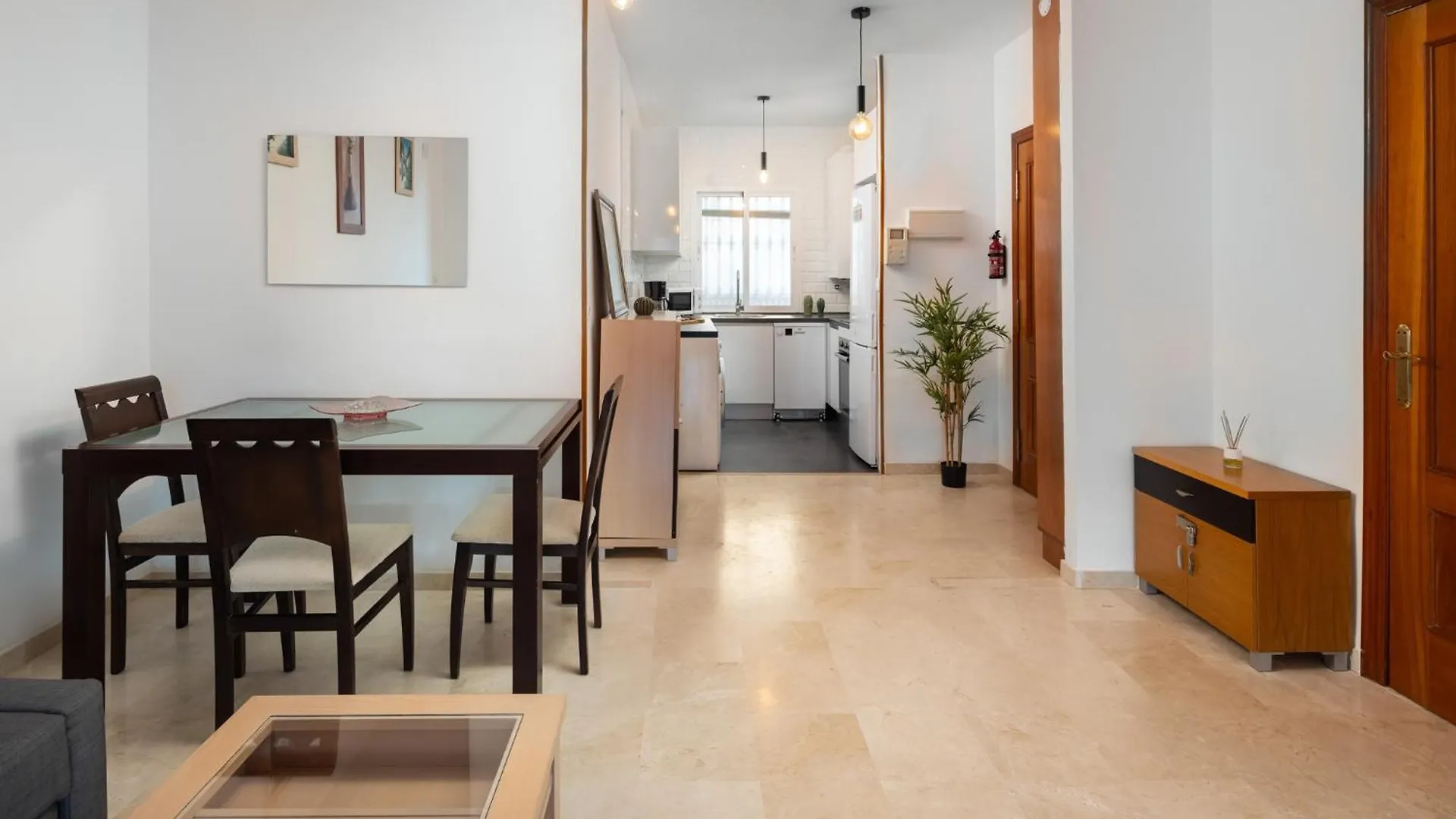 Timon Apartment By Alfresco Stays Benalmádena 0*,  Hiszpania